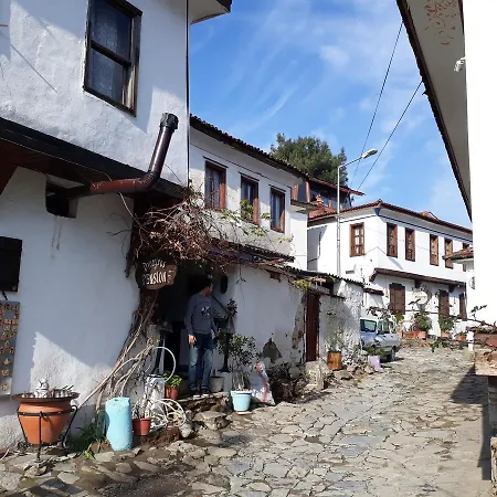 Casa de hóspedes Dionysos *